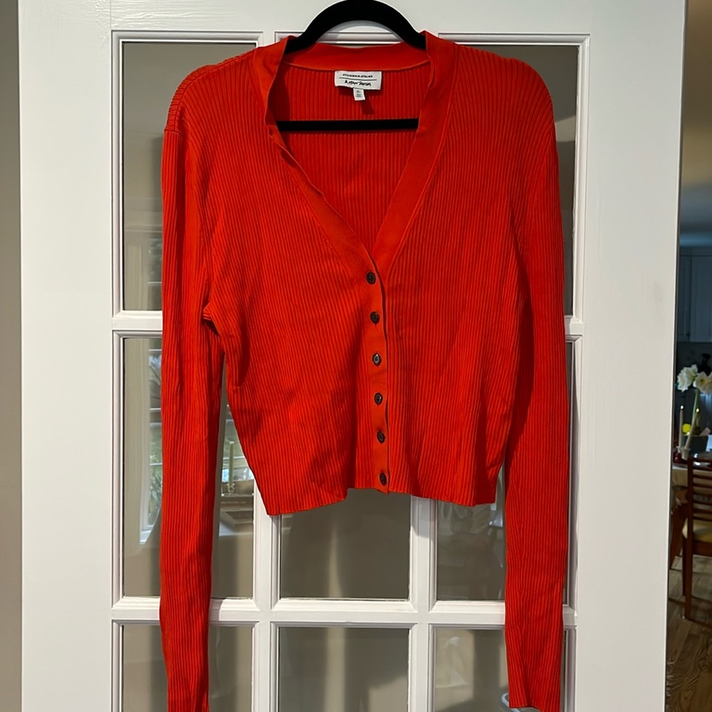 Red Cropped Ribbed Cardigan